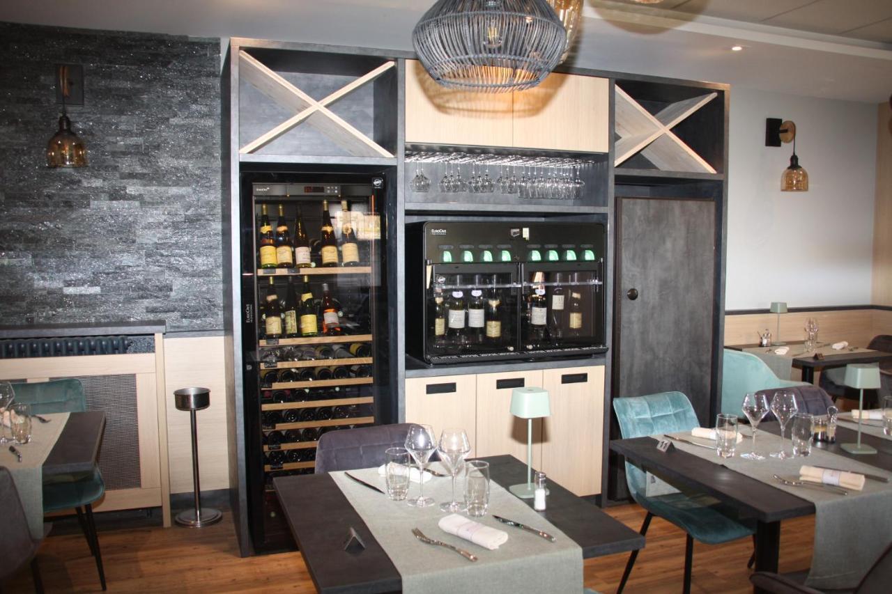 Logis Hotel- Restaurant La Renaissance Baccarat Bagian luar foto